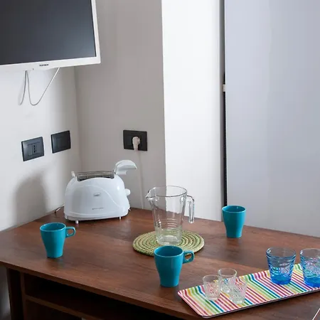 Palazzo Carafa Della Spina * Neapol