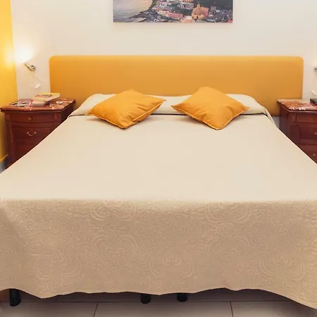 Palazzo Carafa Della Spina Apartmán *