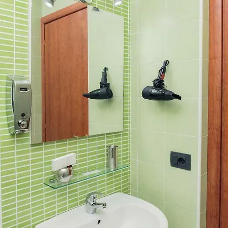 Palazzo Carafa Della Spina *