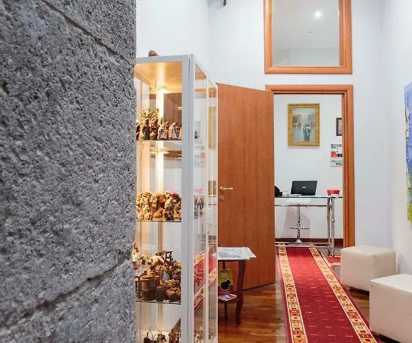 Palazzo Carafa Della Spina 아파트 나폴리