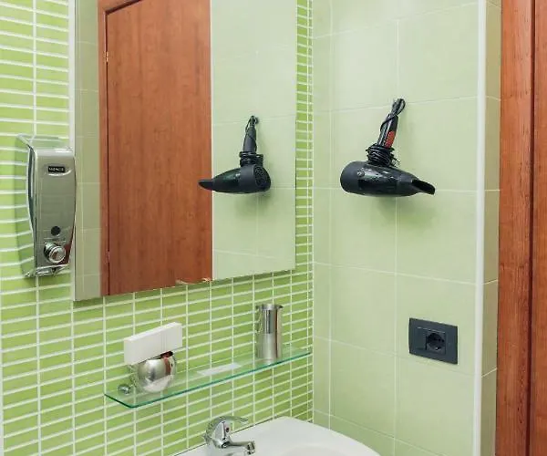 Palazzo Carafa Della Spina *