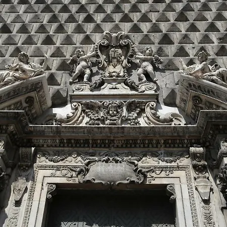 Lägenhet Palazzo Carafa Della Spina *